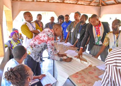 Community philanthropy changes mindsets in Burkina Faso.